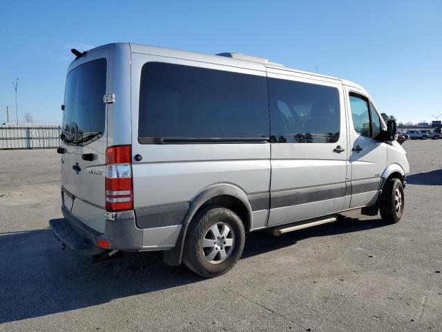 WDZPE7CC5D5784764 - 2013 MERCEDES-BENZ SPRINTER 2500 SILVER photo 3