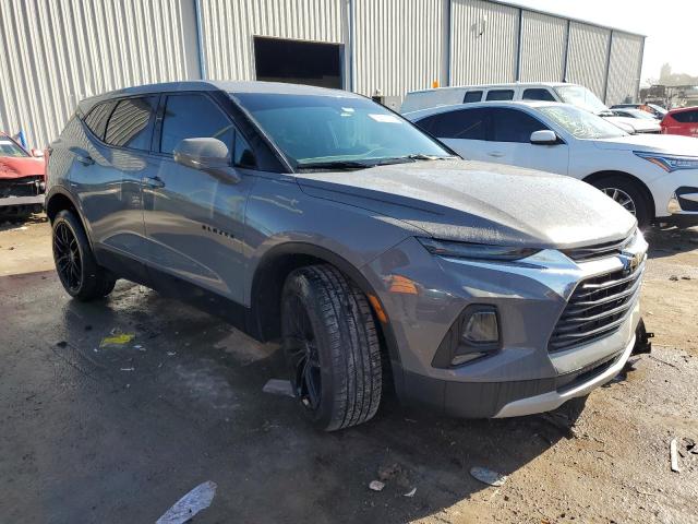 3GNKBBRA4KS676870 - 2019 CHEVROLET BLAZER 1LT GRAY photo 4