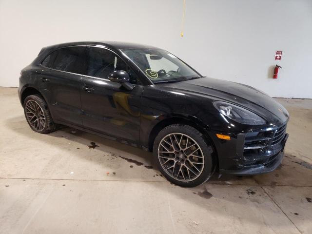 WP1AA2A5XKLB05393 - 2019 PORSCHE MACAN BLACK photo 4