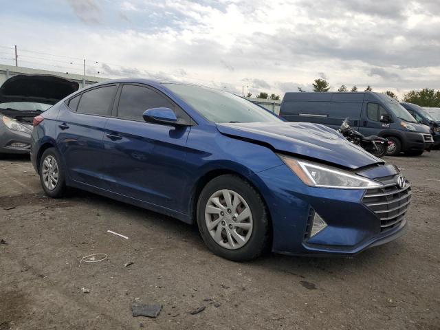 5NPD74LF6KH419867 - 2019 HYUNDAI ELANTRA SE BLUE photo 4