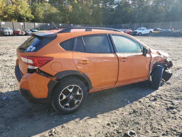 JF2GTAAC2JH337519 - 2018 SUBARU CROSSTREK ORANGE photo 3