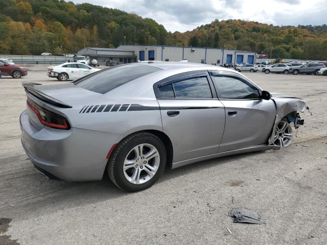 2C3CDXBG2GH103452 - 2016 DODGE CHARGER SE SILVER photo 3