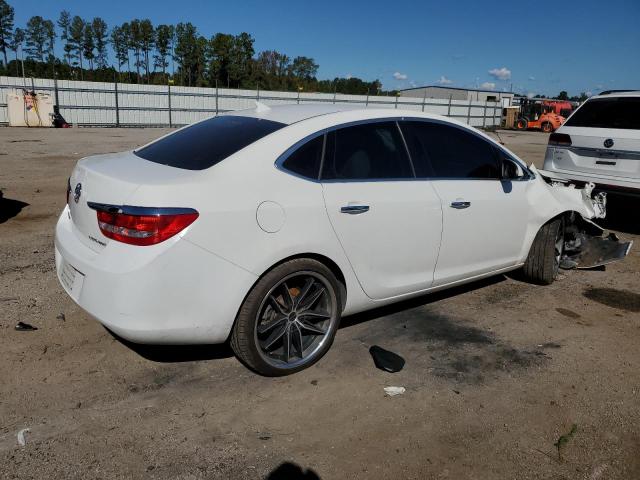 1G4PP5SK0C4216302 - 2012 BUICK VERANO WHITE photo 3