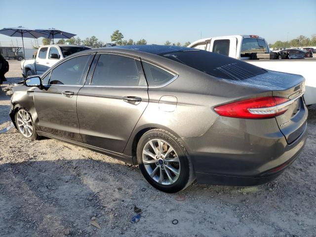 3FA6P0HD9HR124962 - 2017 FORD FUSION SE GRAY photo 2