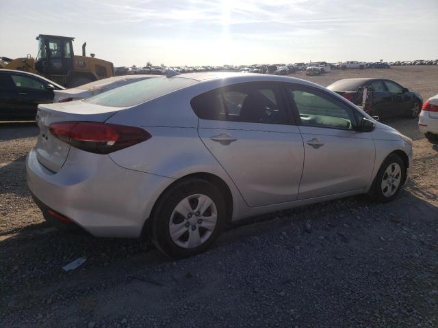 3KPFK4A72HE056418 - 2017 KIA FORTE LX SILVER photo 3