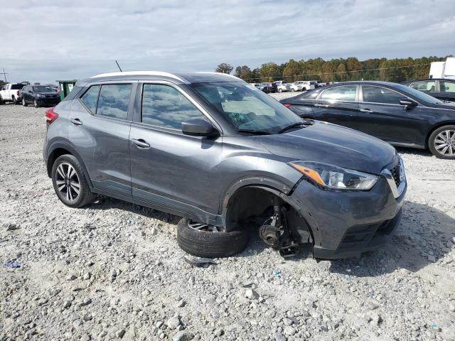 3N1CP5CUXJL517964 - 2018 NISSAN KICKS S CHARCOAL photo 4