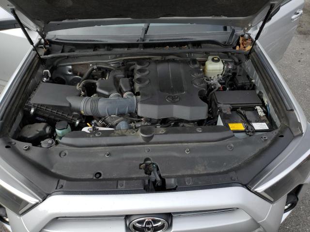 JTEPU5JR0M5931681 - 2021 TOYOTA 4RUNNER SR5/SR5 PREMIUM 银色 照片 11