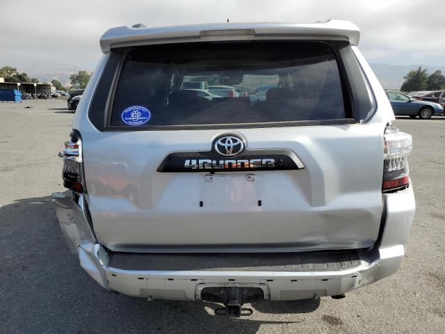 JTEPU5JR0M5931681 - 2021 TOYOTA 4RUNNER SR5/SR5 PREMIUM 银色 照片 6