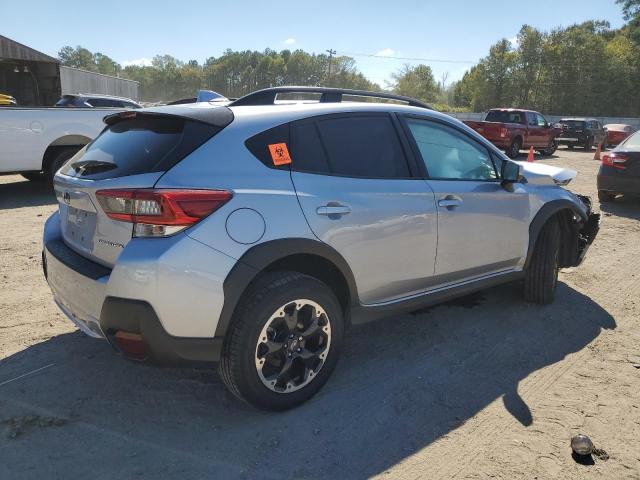 JF2GTAEC4PH264494 - 2023 SUBARU CROSSTREK PREMIUM SILVER photo 3