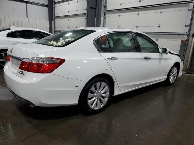 1HGCR3F90DA032930 - 2013 HONDA ACCORD TOURING WHITE photo 3