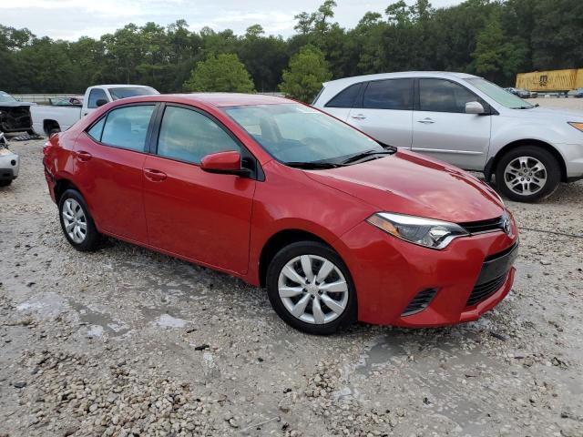 5YFBURHE6FP322268 - 2015 TOYOTA COROLLA L RED photo 4