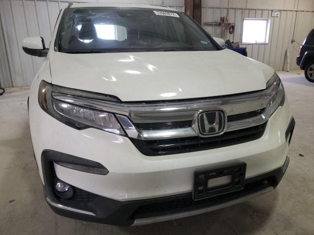 5FNYF5H91KB018139 - 2019 HONDA PILOT TOURING WHITE photo 5