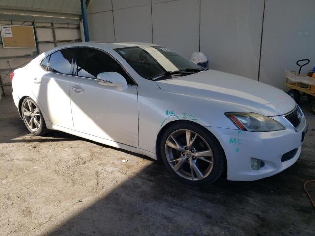 JTHBK262392083317 - 2009 LEXUS IS 250 WHITE photo 4