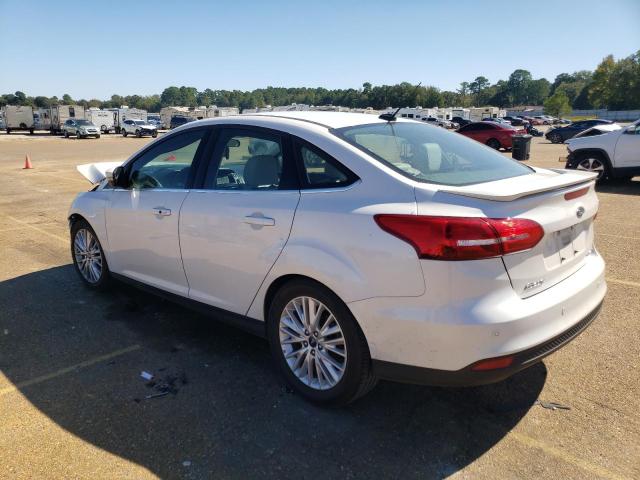 1FADP3J25HL272655 - 2017 FORD FOCUS TITANIUM WHITE photo 2