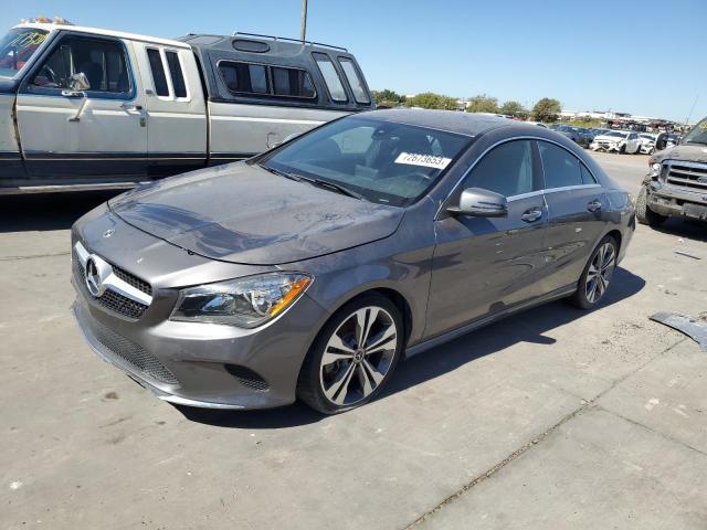 WDDSJ4EB8JN527222 - 2018 MERCEDES-BENZ CLA 250 ნაცრისფერი ფოტო 1
