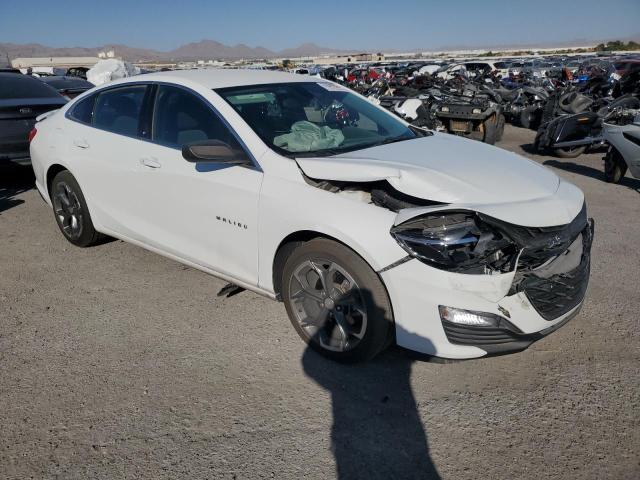 1G1ZG5ST6KF221585 - 2019 CHEVROLET MALIBU RS WHITE photo 4