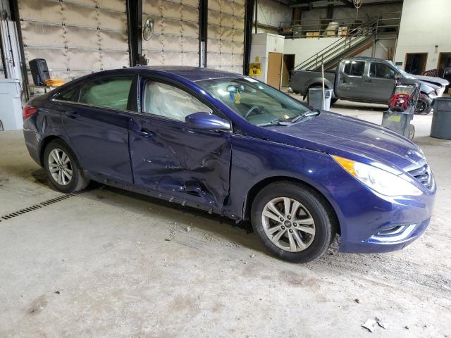 5NPEB4AC7DH758684 - 2013 HYUNDAI SONATA GLS BLUE photo 4