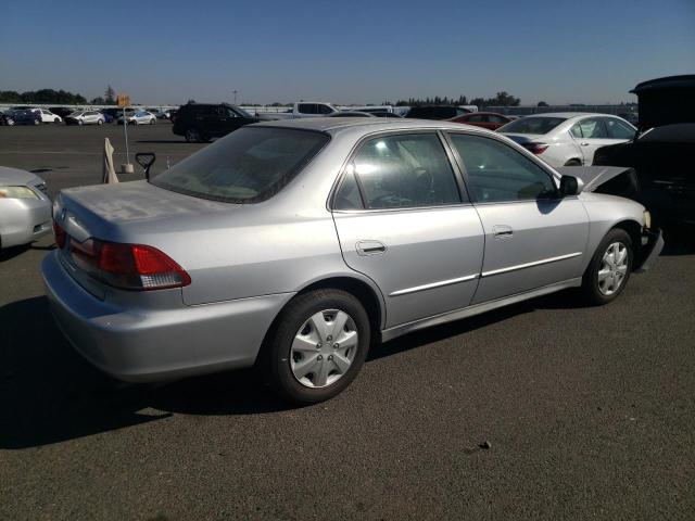 1HGCG66562A077744 - 2002 HONDA ACCORD LX SILVER photo 3