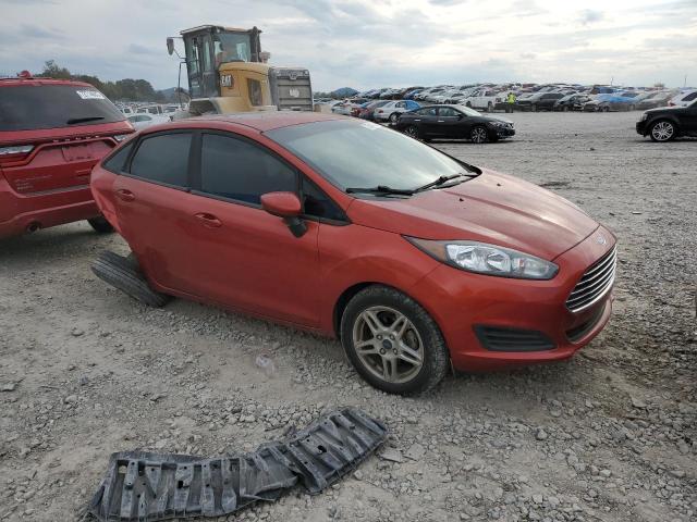 3FADP4BJ6JM138379 - 2018 FORD FIESTA SE RED photo 4