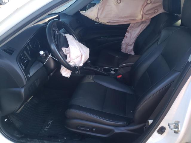 19UDE2F79GA025777 - 2016 ACURA ILX PREMIUM TECH WHITE photo 7