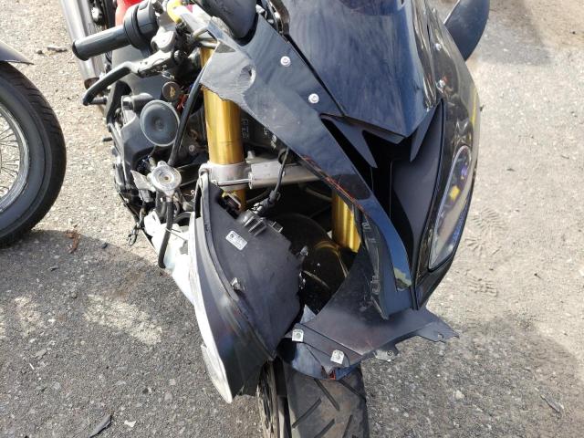 WB10D2103FZ351159 - 2015 BMW S1000RR RR BLACK photo 9