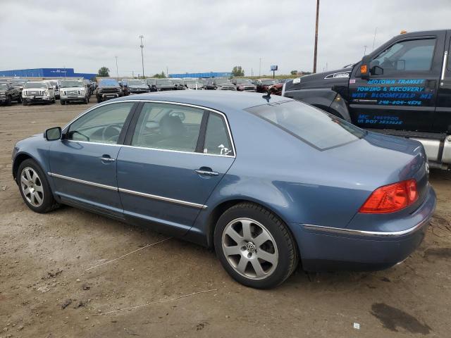 WVWBF63D648011732 - 2004 VOLKSWAGEN PHAETON 4.2 BLUE photo 2