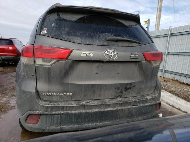 5TDZARFH1JS036459 - 2018 TOYOTA HIGHLANDER LE GRAY photo 6