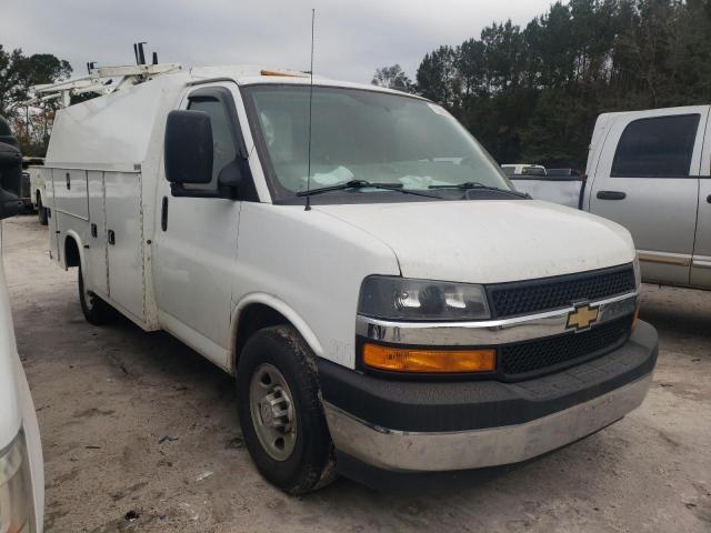 1GB0GRFG6K1213041 - 2019 CHEVROLET EXPRESS G3 WHITE photo 4