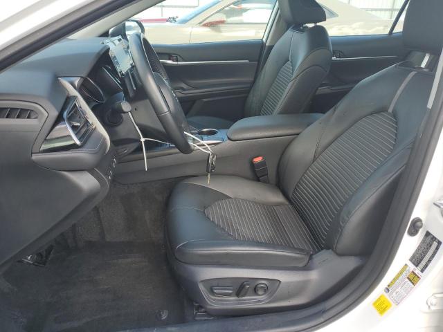 4T1G11AK6PU808594 - 2023 TOYOTA CAMRY SE NIGHT SHADE WHITE photo 7