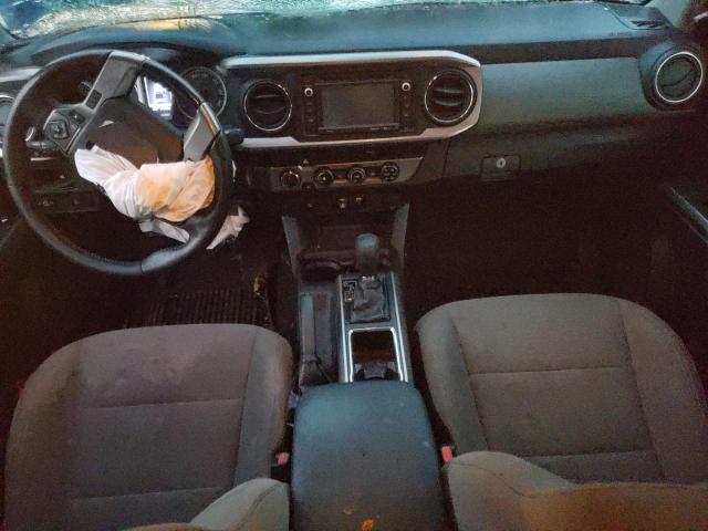 3TMCZ5AN0JM181688 - 2018 TOYOTA TACOMA DOUBLE CAB 蓝色 照片 8