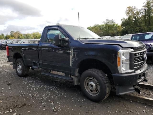 1FTBF2BA6PED24317 - 2023 FORD F250 SUPER DUTY BLUE photo 4