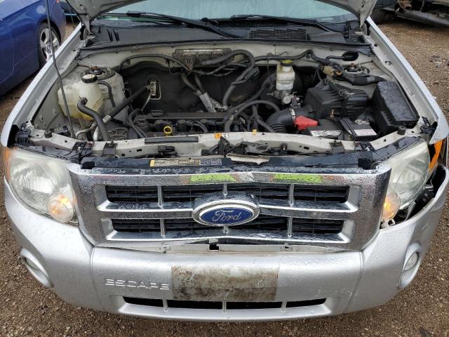 1FMCU9D70BKB84646 - 2011 FORD ESCAPE XLT SILVER photo 11