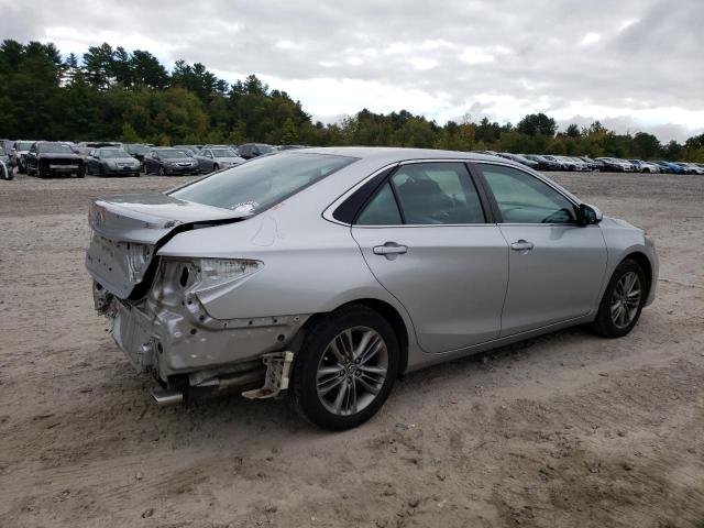 4T1BF1FK3FU082020 - 2015 TOYOTA CAMRY LE SILVER photo 3