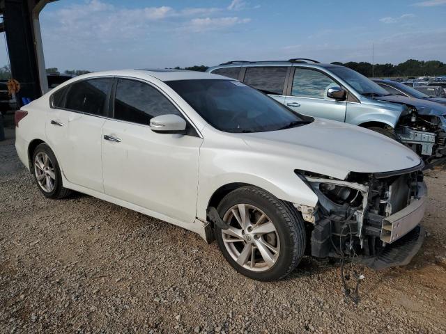 1N4AL3AP4EC267193 - 2014 NISSAN ALTIMA 2.5 WHITE photo 4