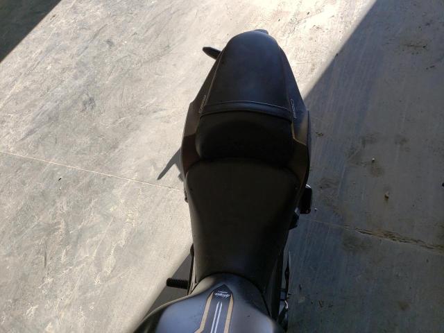 ML5EXER17PDA80049 - 2023 KAWASAKI EX650 R Қара фото 6