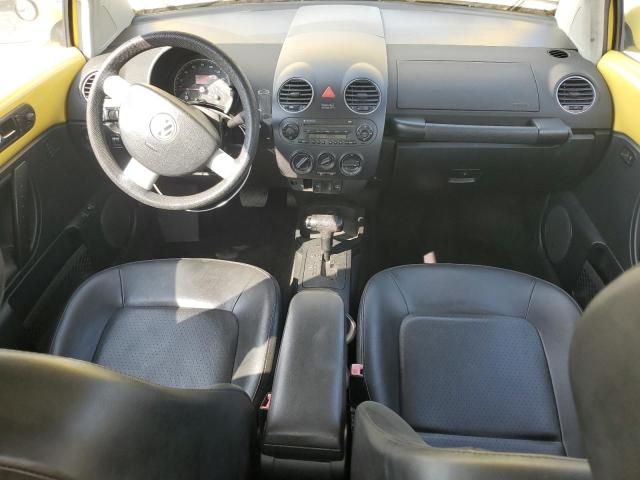 3VWPG3AG5AM014477 - 2010 VOLKSWAGEN NEW BEETLE Gelb Foto 8