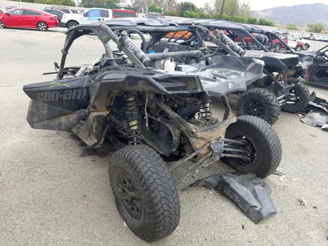 3JBVXAW22KK001133 - 2019 CAN-AM MAVERICK X RS TURBO R BLACK photo 3