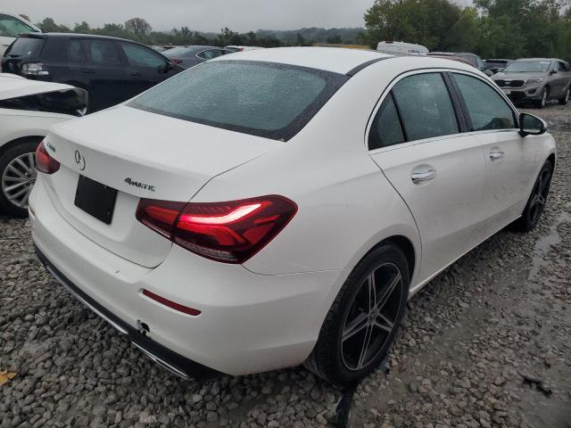 WDD3G4FB3KW035050 - 2019 MERCEDES-BENZ A 220 4MATIC WHITE photo 3