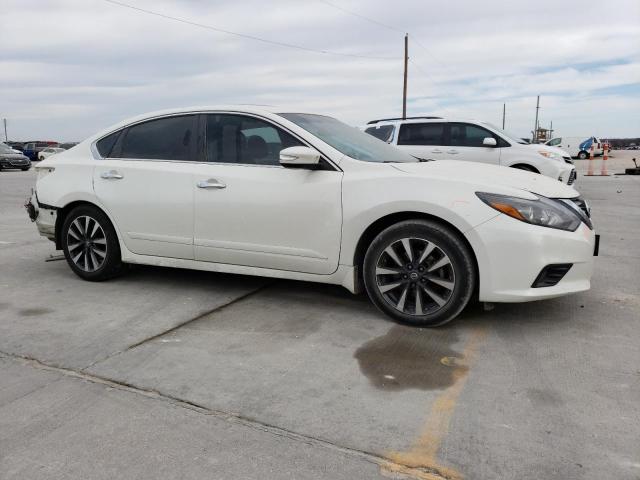 1N4AL3AP8HC258016 - 2017 NISSAN ALTIMA 2.5 WHITE photo 4