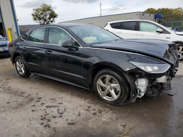 5NPEG4JA3LH013526 - 2020 HYUNDAI SONATA SE BLACK photo 4