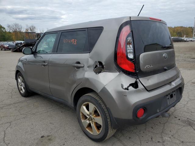 KNDJN2A25K7656707 - 2019 KIA SOUL GRAY photo 2