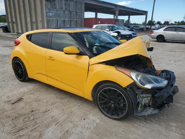 KMHTC6AD3GU276387 - 2016 HYUNDAI VELOSTER YELLOW photo 4