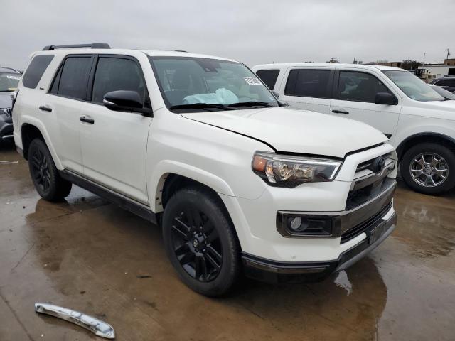 JTEBU5JR4L5777498 - 2020 TOYOTA 4RUNNER SR5/SR5 PREMIUM WHITE photo 4