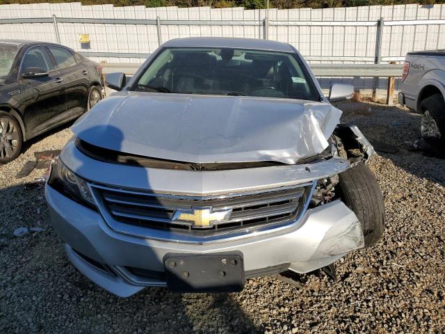 1G1105S31JU150694 - 2018 CHEVROLET IMPALA LT SILVER photo 5