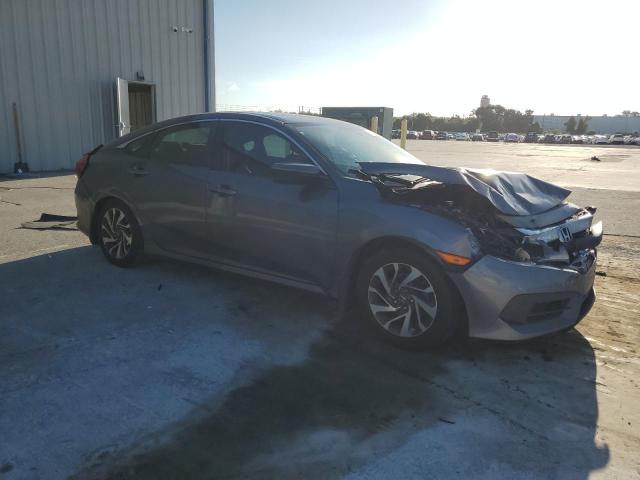 2HGFC2F75JH586825 - 2018 HONDA CIVIC EX GRAY photo 4