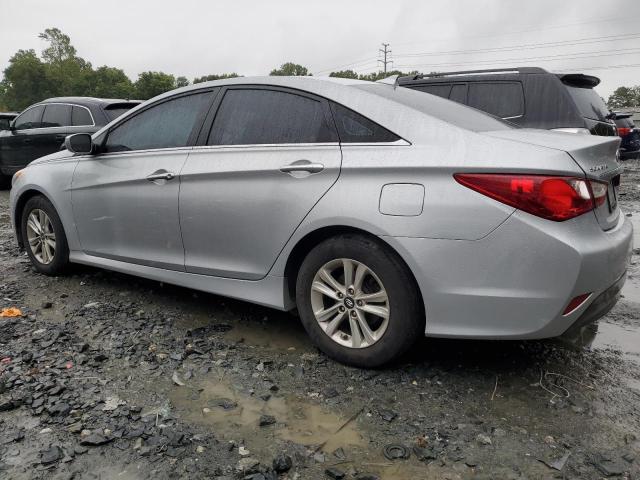 5NPEB4AC9EH906223 - 2014 HYUNDAI SONATA GLS SILVER photo 2