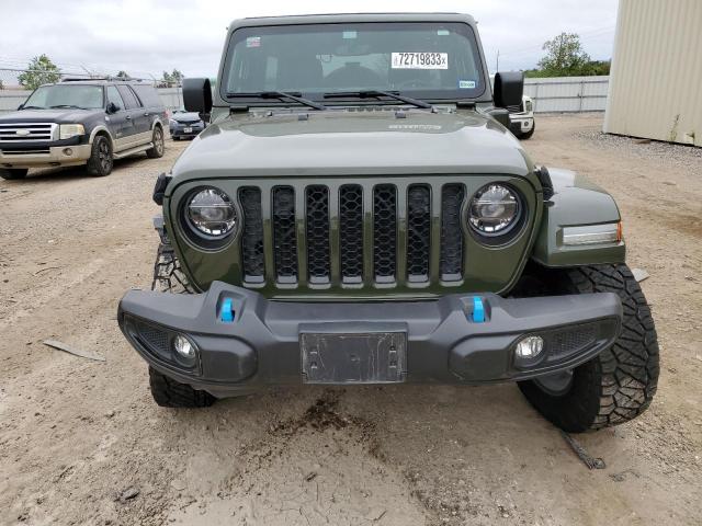 1C4JJXP64NW171682 - 2022 JEEP WRANGLER U SAHARA 4XE GREEN photo 5