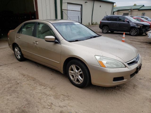 1HGCM56767A187852 - 2007 HONDA ACCORD EX GOLD photo 4