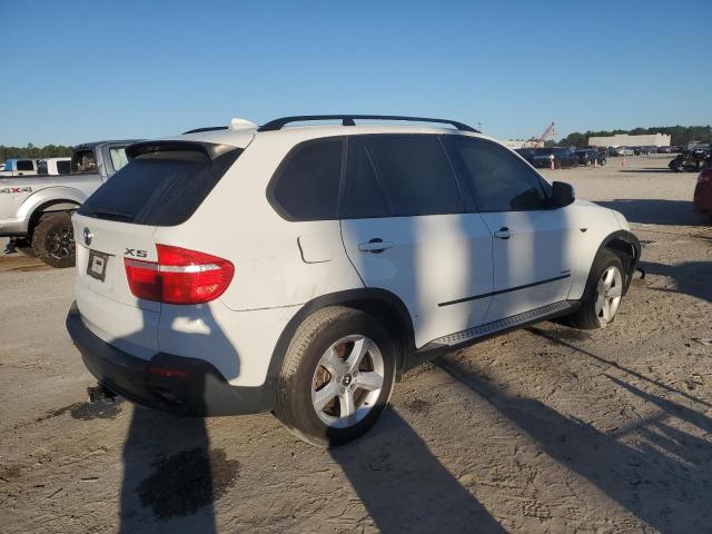 5UXFE4C53AL276357 - 2010 BMW X5 XDRIVE30I WHITE photo 3