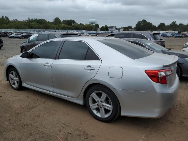 4T1BF1FKXEU324106 - 2014 TOYOTA CAMRY L SILVER photo 2